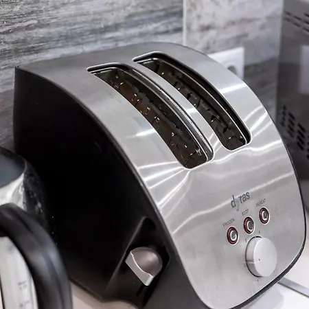 Sailor Island Center *