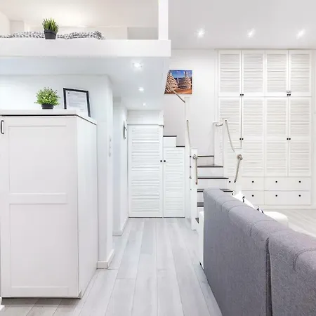 Sailor Island Center