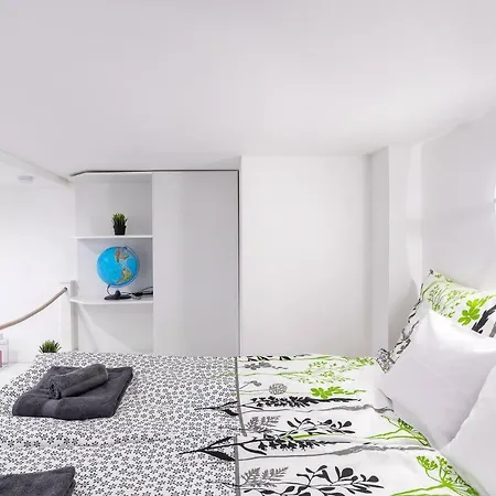 Sailor Island Center